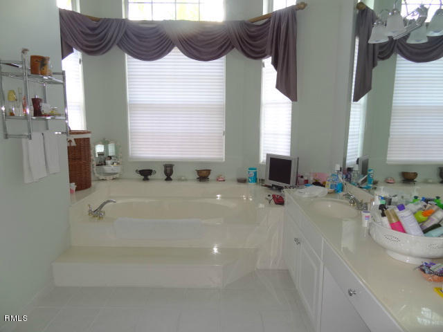 12214 Kenton Way Boca Raton, FL 33428 - Photo 3 of 29 DSC05385