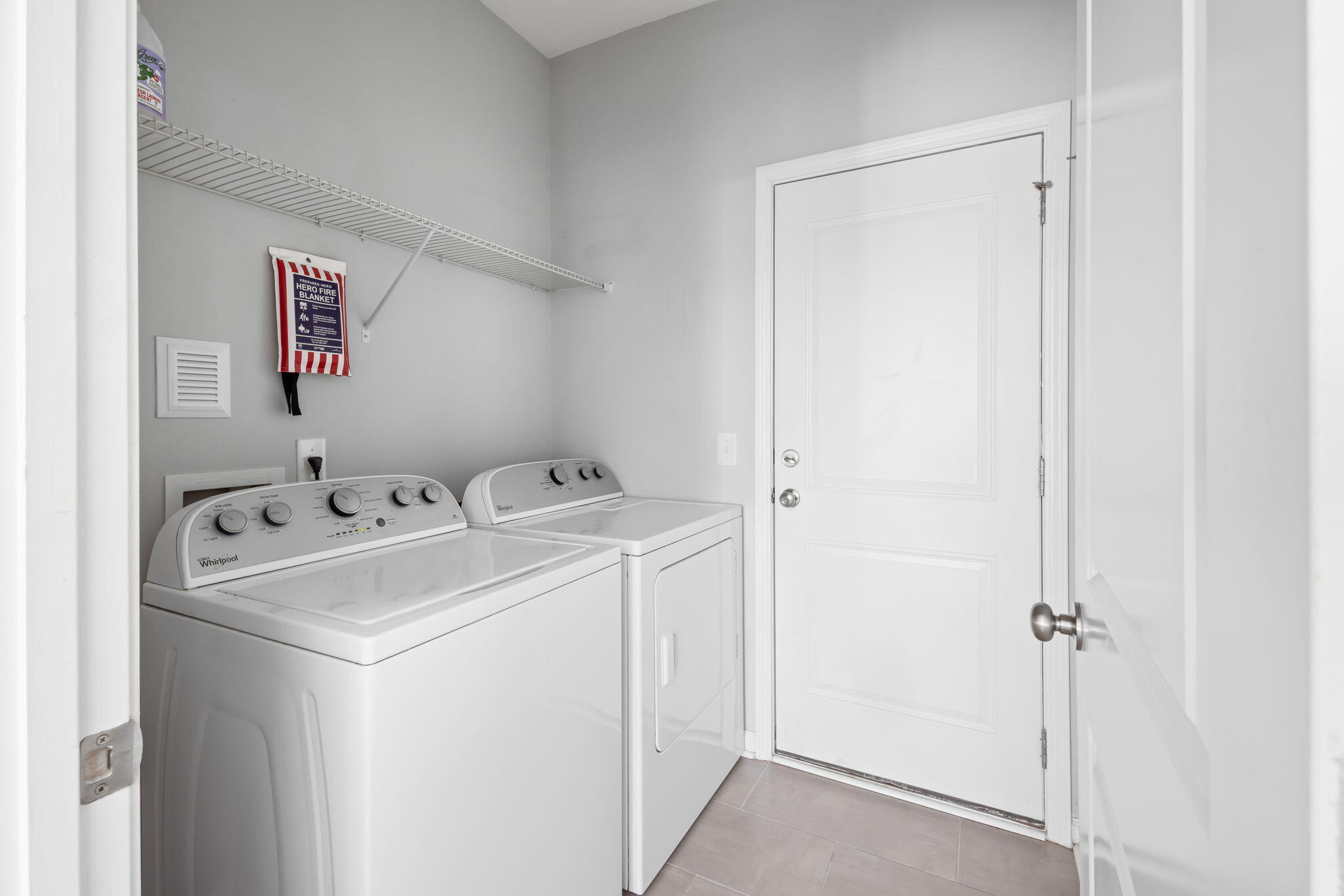 1069 Pigeon Point Johns Island, SC 29455 - Photo 16 of 36 Laundry