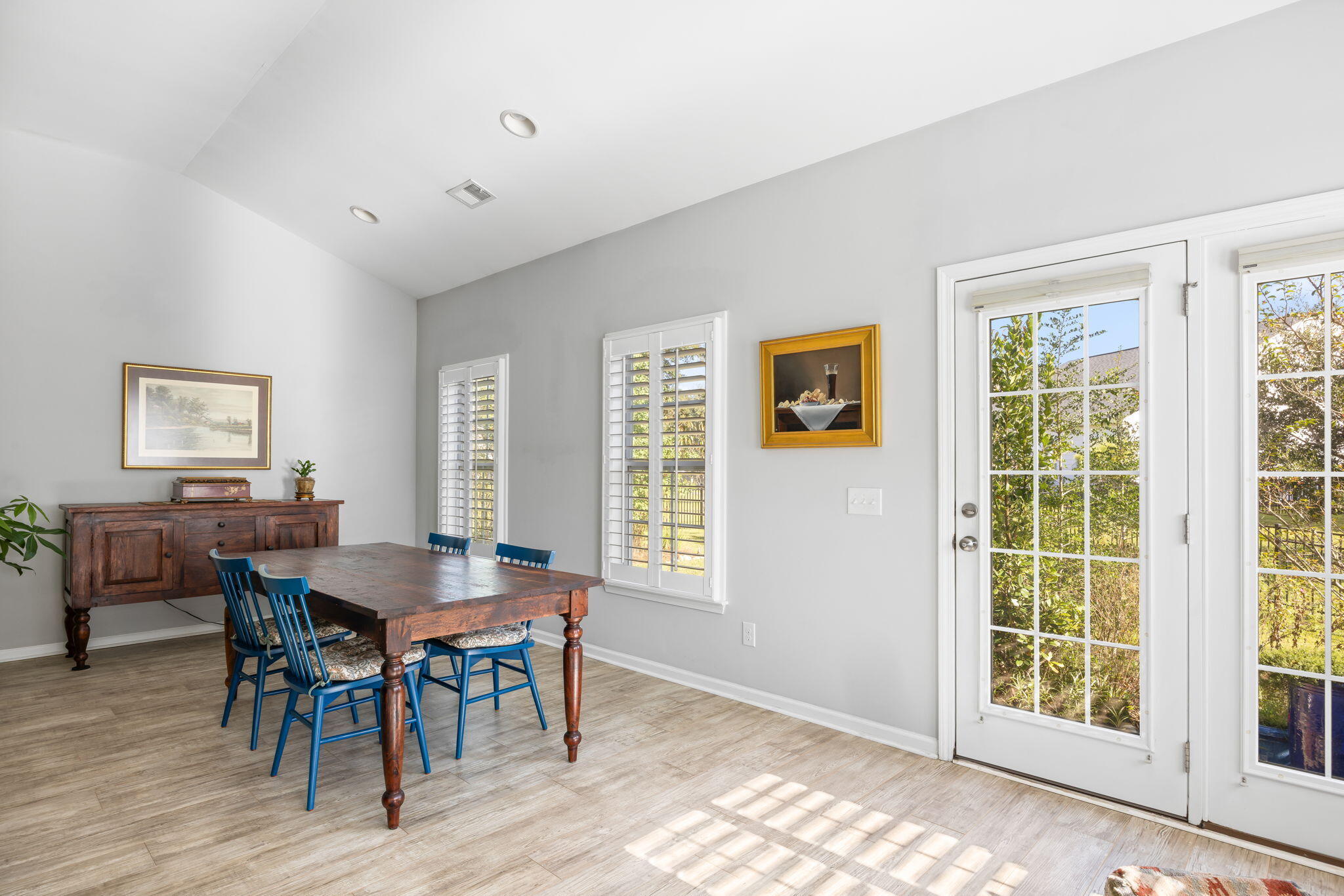 1069 Pigeon Point Johns Island, SC 29455 - Photo 8 of 36 Dining