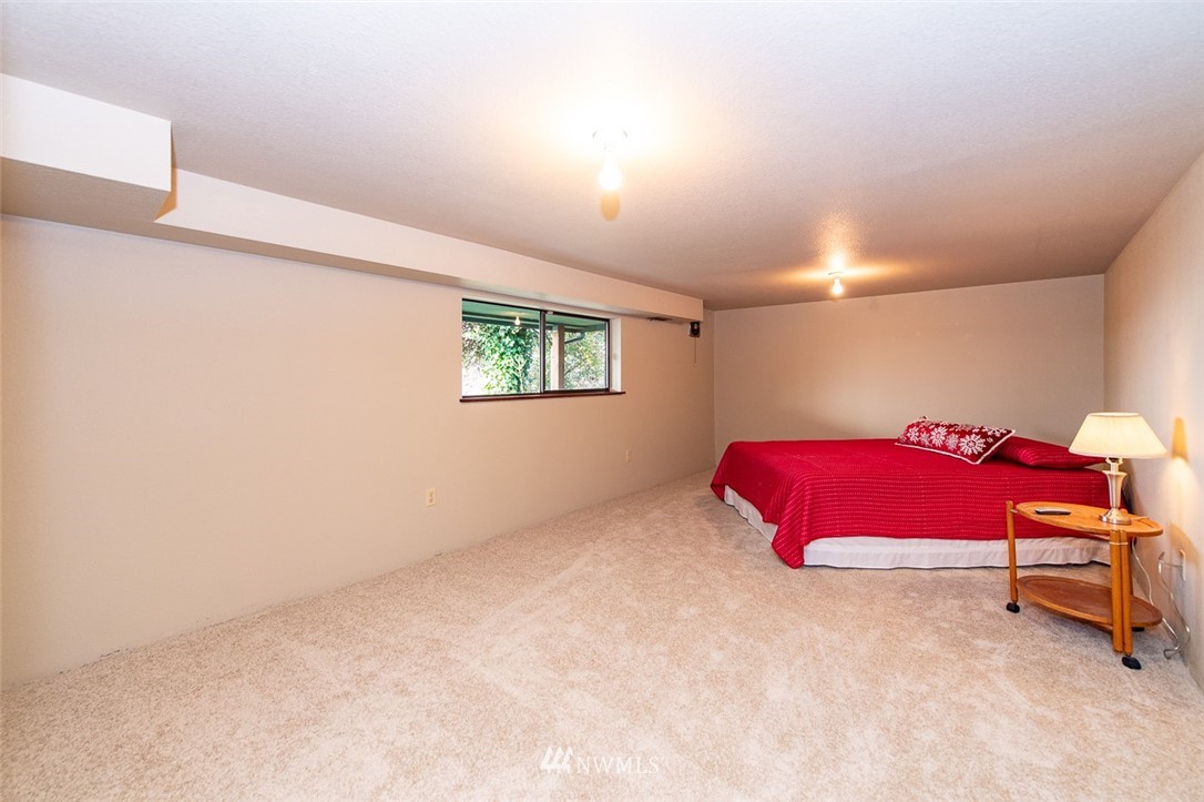 30645 26th Avenue Southwest Federal Way, WA 98023 - Photo 16 of 21