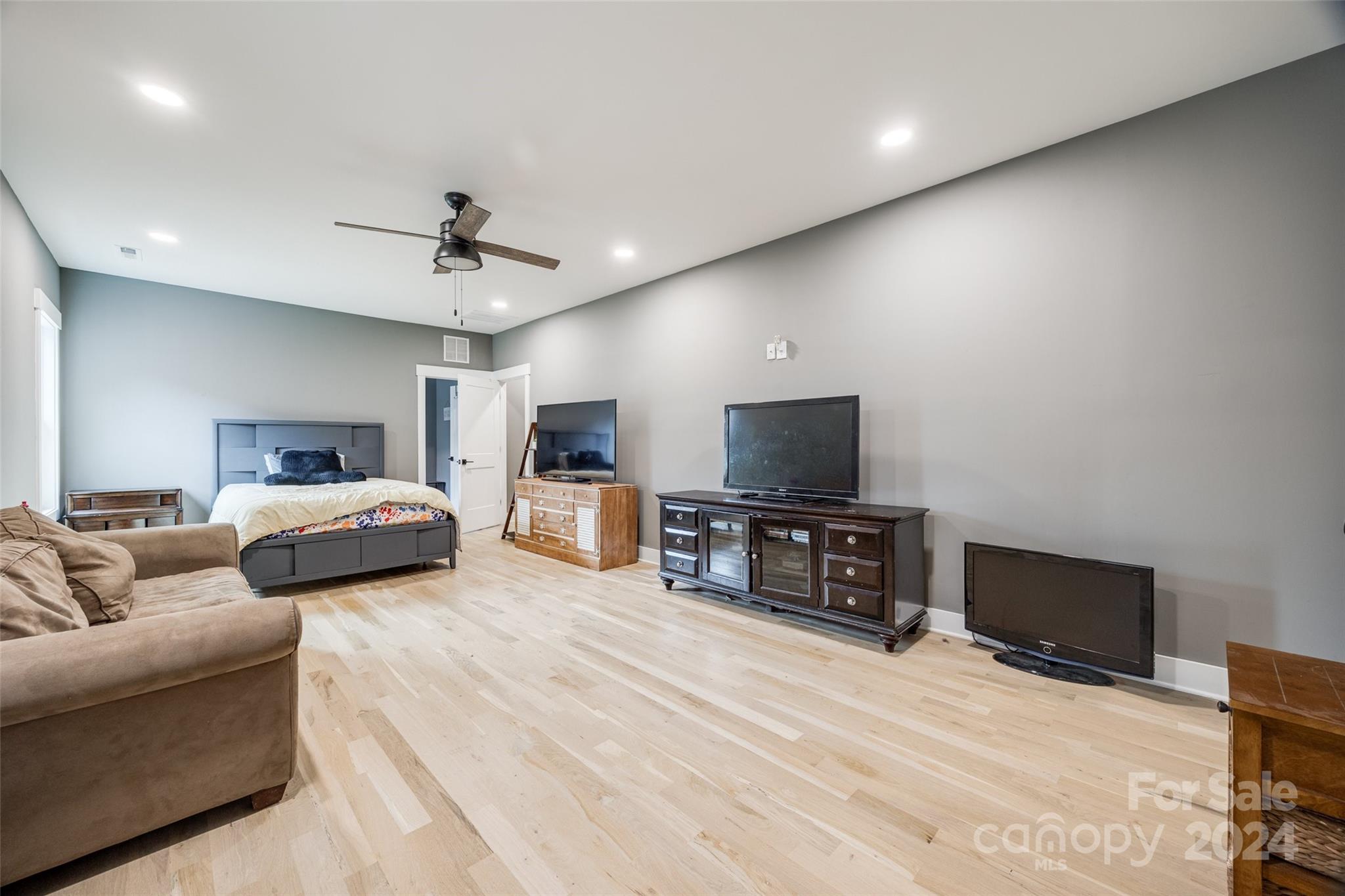 785 Ormand Road York, SC 29745 - Photo 30 of 46 a living room with furniture and a flat screen tv