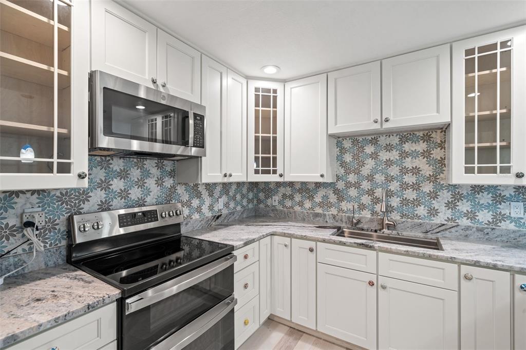 6425 Plantation Road Spring Hill, FL 34606 - Photo 16 of 43 Gallery Image 16