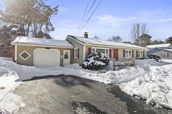 $365,000 | 5 Brentwood Circle, Saco, ME 04072