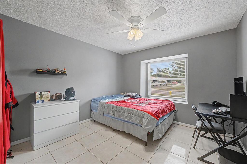 655 Sand Ridge Drive Valrico, FL 33594 - Photo 21 of 36