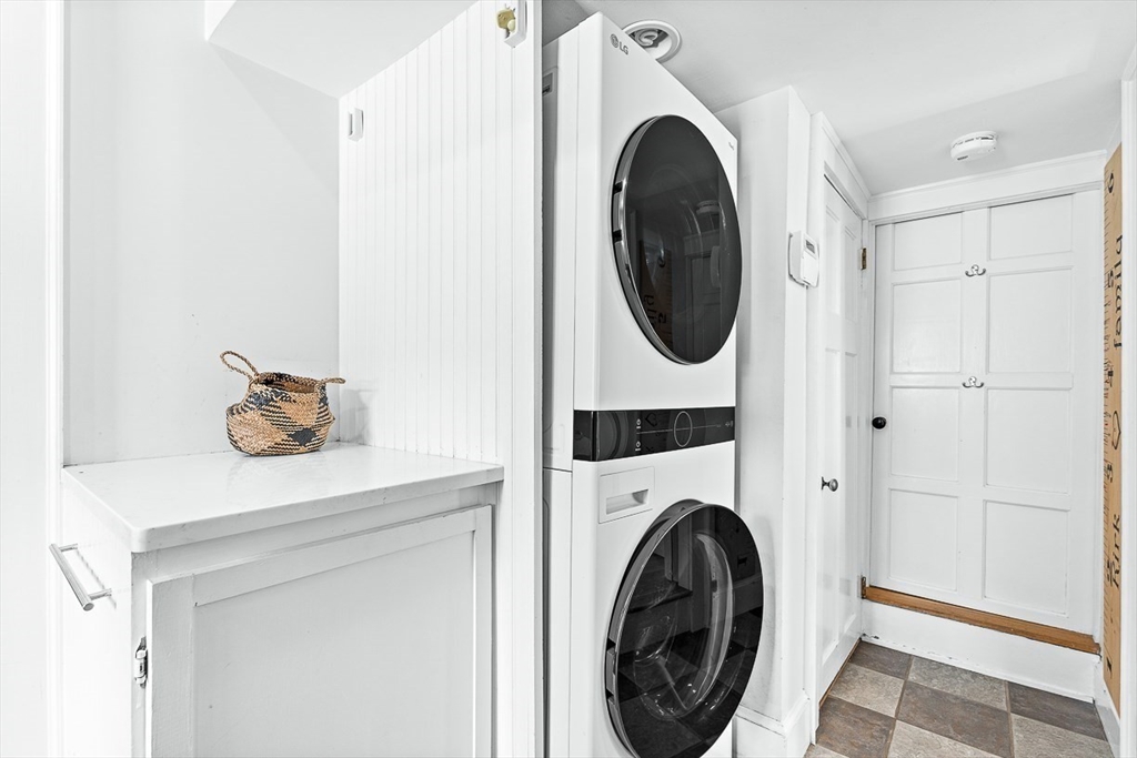 23 Jefferson Road Winchester, MA 01890 - Photo 15 of 41 a utility room with dryer and washer