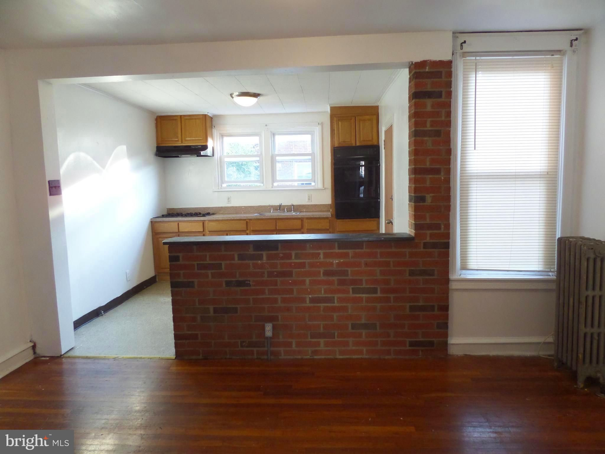 7822 Temple Road Philadelphia, PA 19150 - Photo 14 of 30 Dining Room/Kitchen