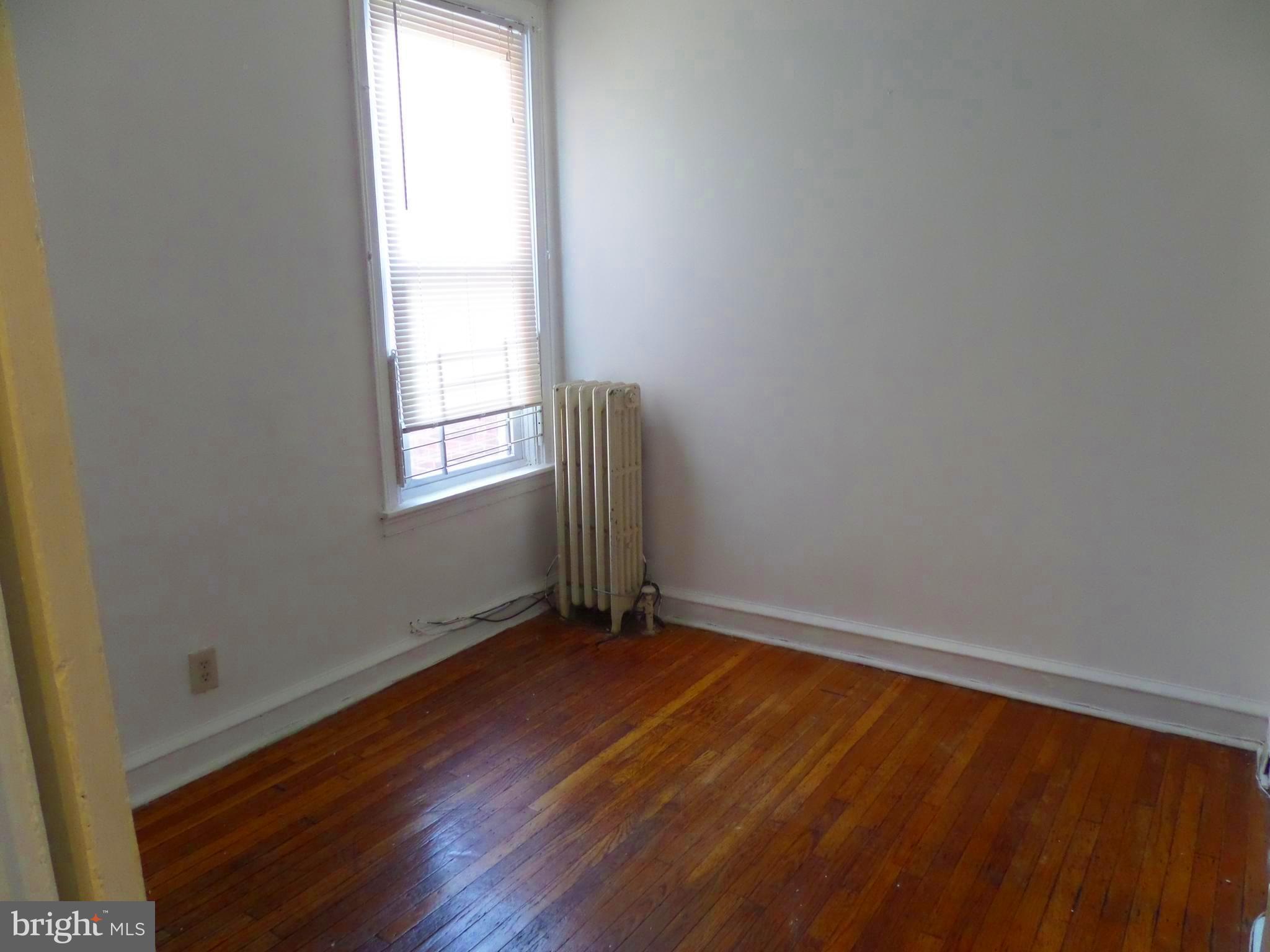 7822 Temple Road Philadelphia, PA 19150 - Photo 22 of 30 Bedroom 2