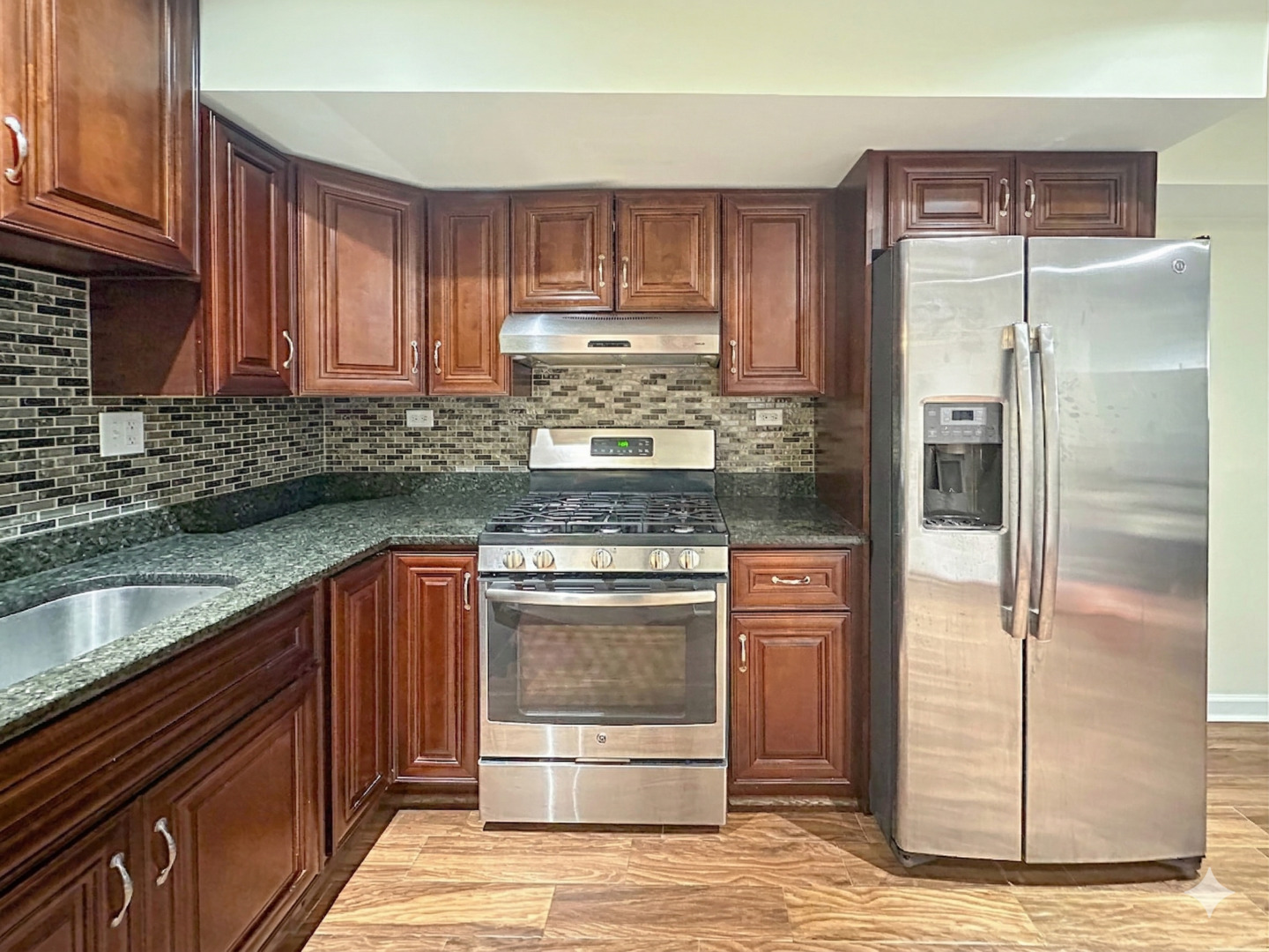 7611 North Sheridan Road, Unit GS Chicago, IL 60626 - Photo 4 of 12