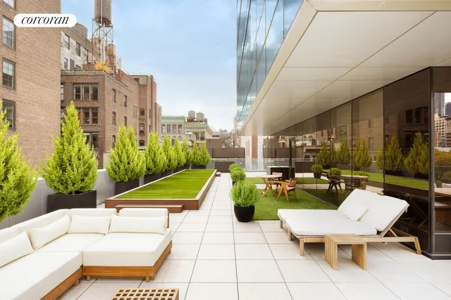 $8,500,000 | 23 East 22nd Street, Unit 8A | Flatiron