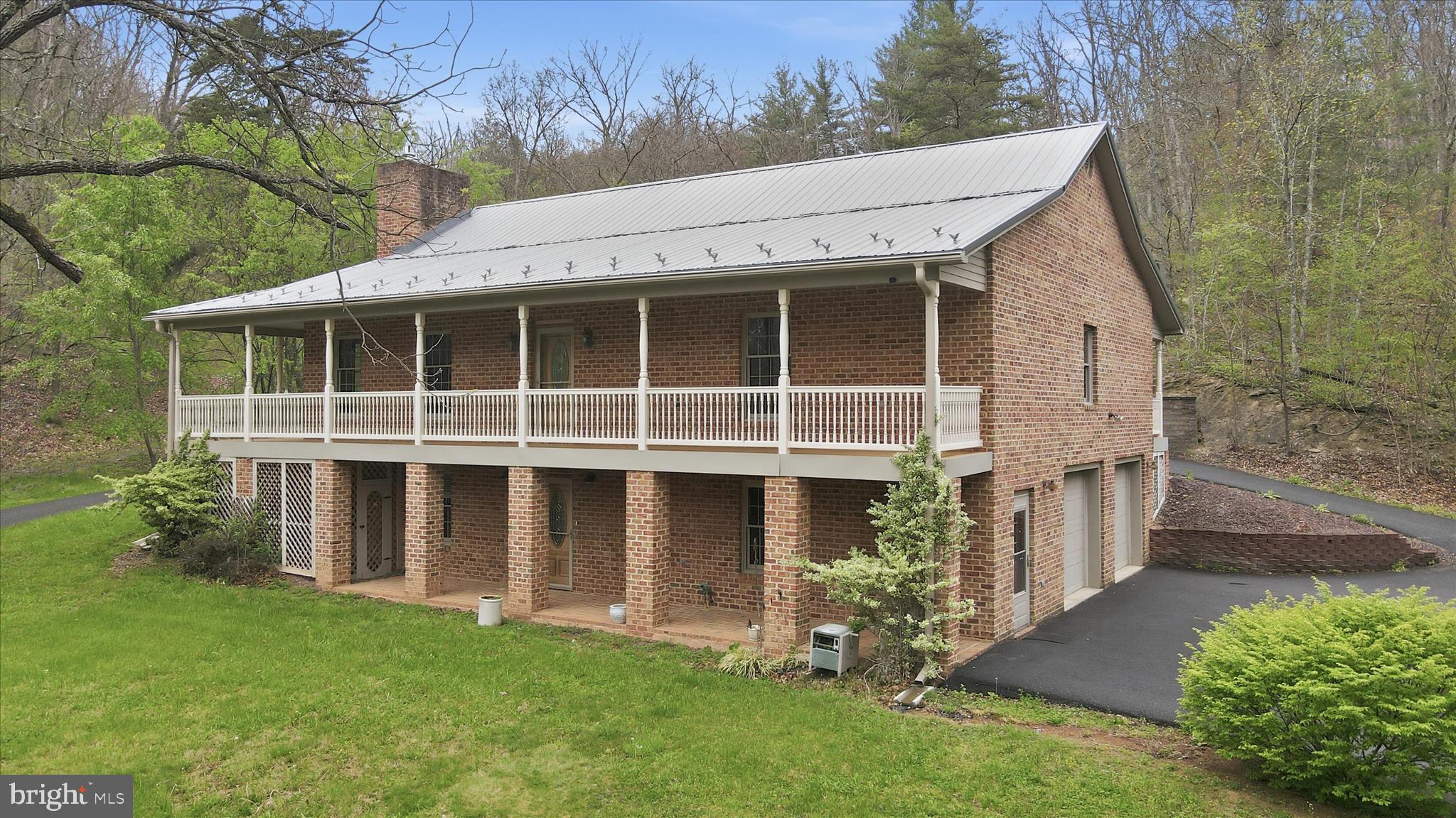 13834 Hollow Road Hancock, MD 21750 - Photo 3 of 52