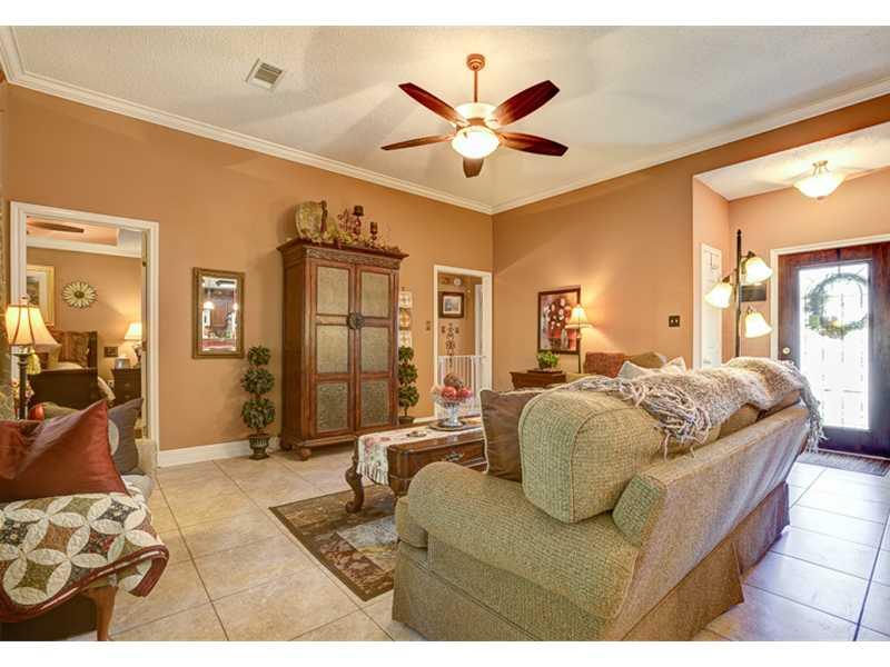37566 Short Street Slidell, LA 70458 - Photo 3 of 17 Gallery Image 3
