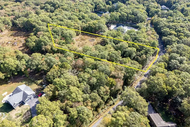 $1,379,500 | 155 Kings Factory Road, Charlestown, RI 02813