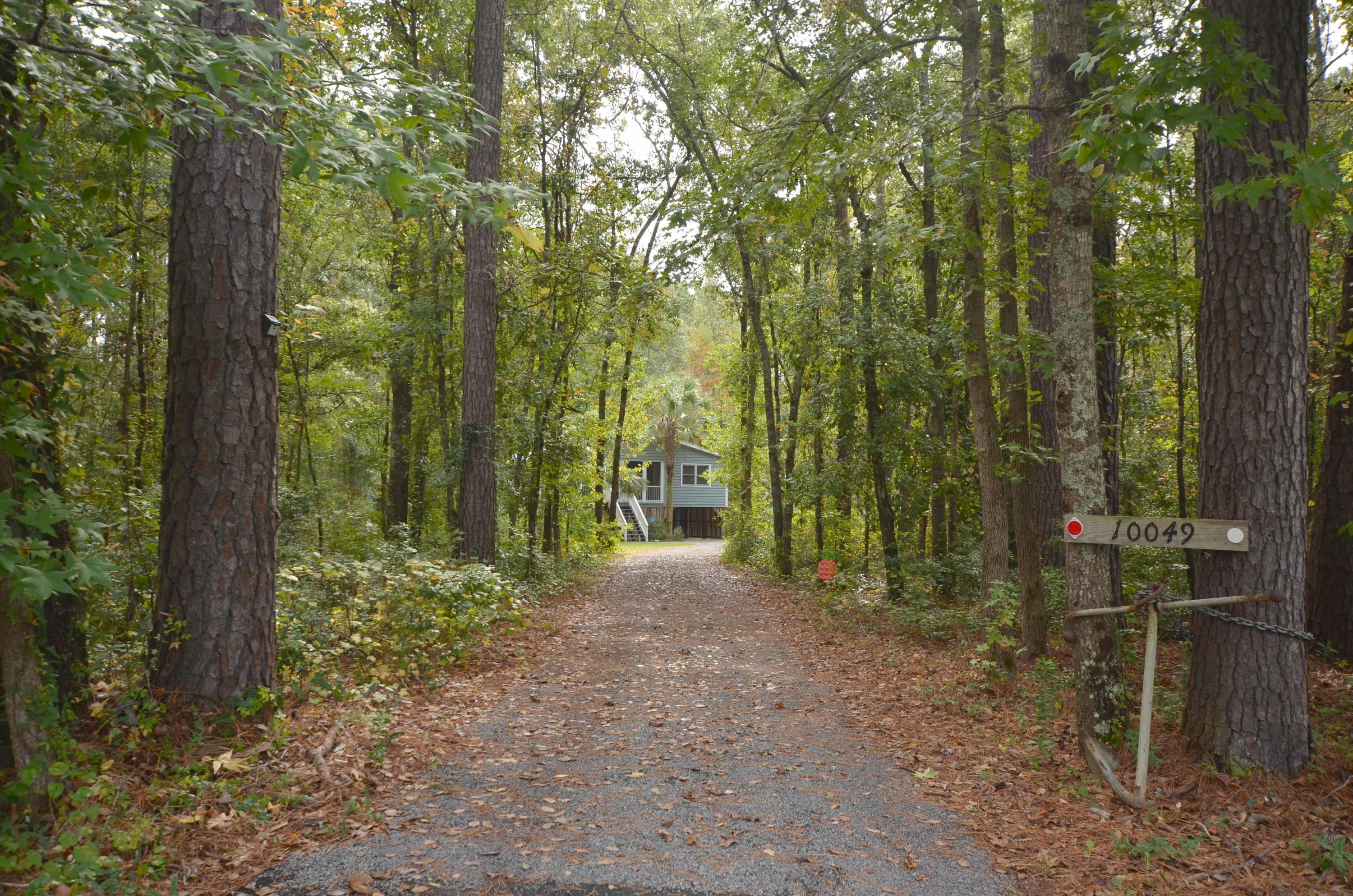 10049 South Carolina Road McClellanville, SC 29458 - Photo 2 of 21 2-Entrance