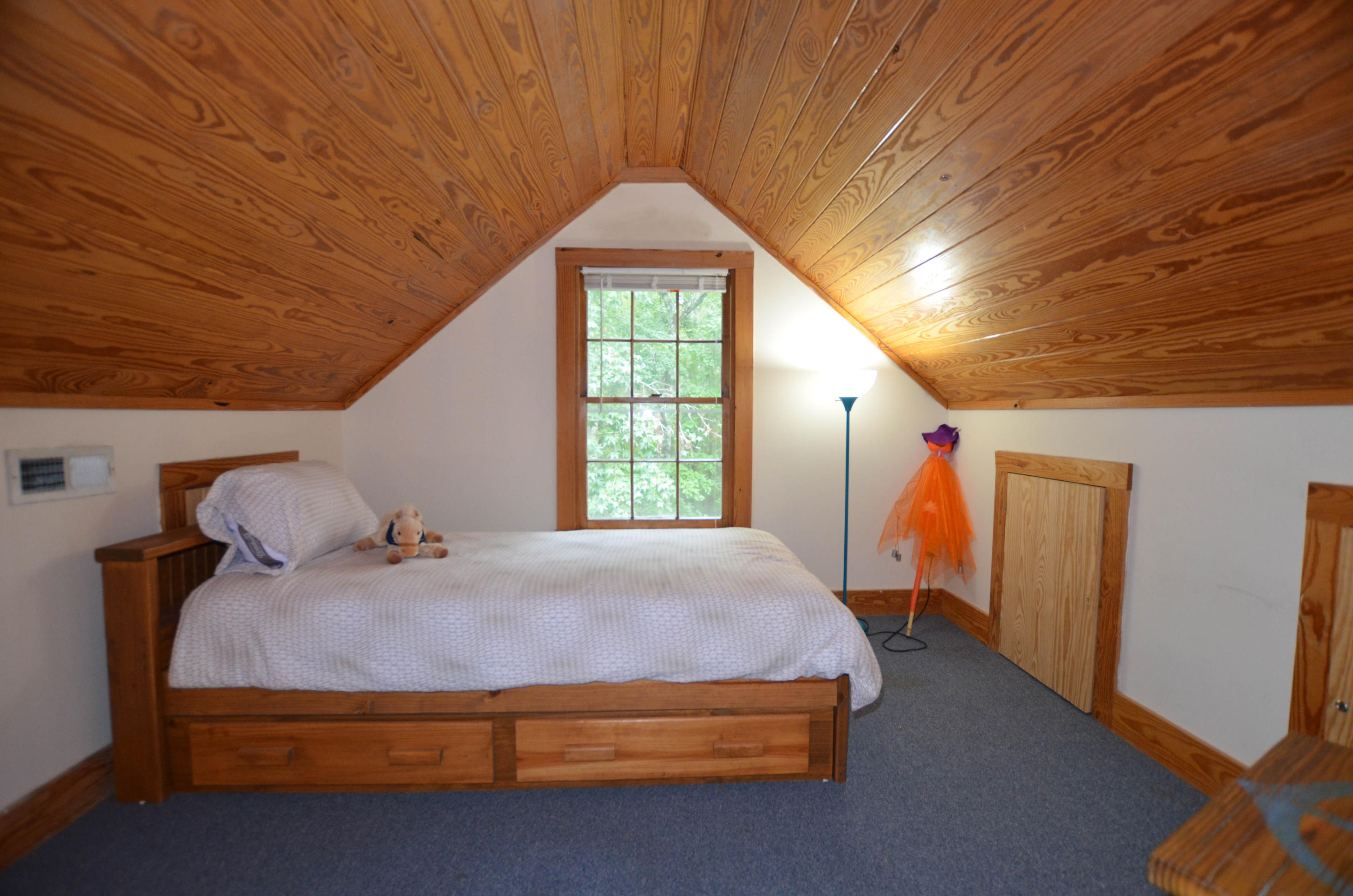 10049 South Carolina Road McClellanville, SC 29458 - Photo 13 of 21 11-Loft