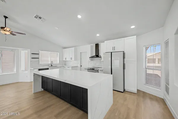 $549,000 | 351 West Amoroso Drive, Gilbert, AZ 85233