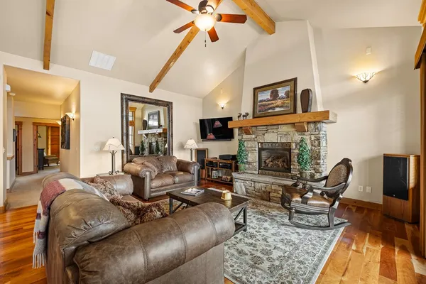 $1,250,000 | 1305 Greystone Drive, Unit 2, McCall, ID 83638
