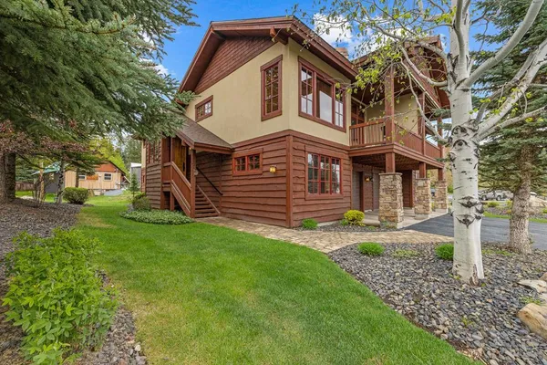 $1,250,000 | 1305 Greystone Drive, Unit 2, McCall, ID 83638
