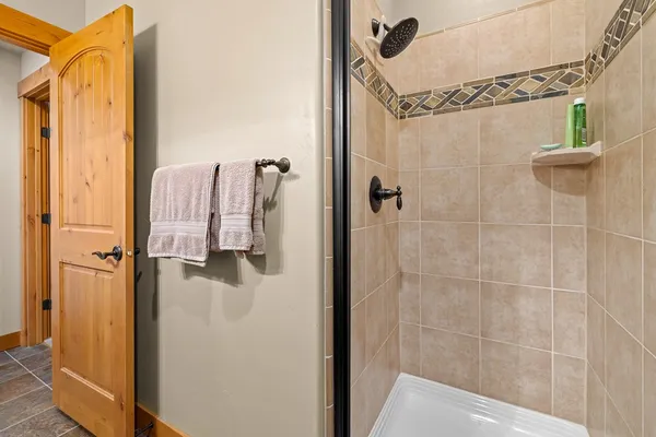 $1,250,000 | 1305 Greystone Drive, Unit 2, McCall, ID 83638