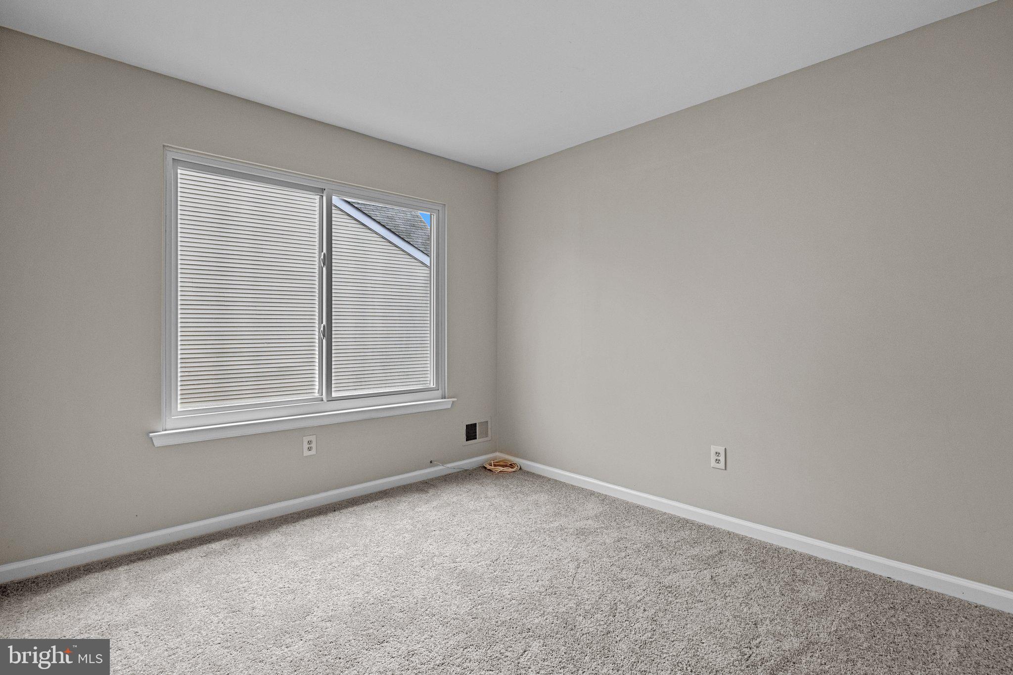 83 Ridgewood Way Burlington, NJ 08016 - Photo 20 of 39 Gallery Image 20