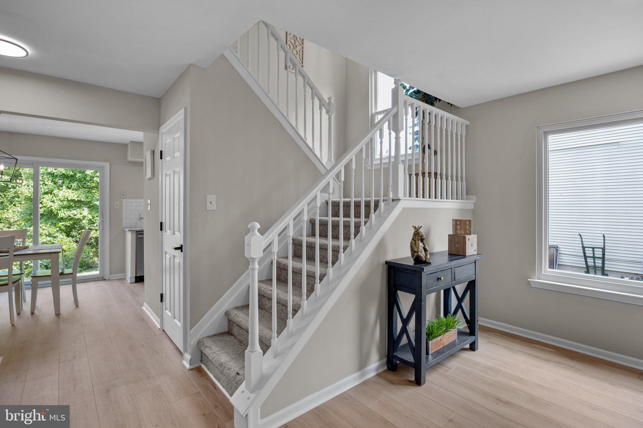 83 Ridgewood Way Burlington, NJ 08016 - Photo 8 of 39 Gallery Image 8