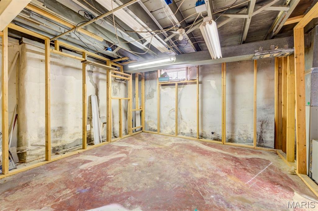1436 Telegraph Road St. Louis, MO 63125 - Photo 27 of 32 Gallery Image 27