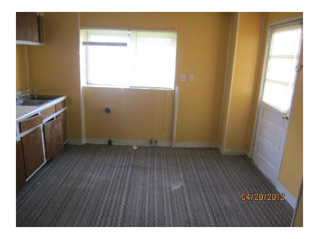 69 Reeb Avenue Columbus, OH 43207 - Photo 6 of 11 Gallery Image 6