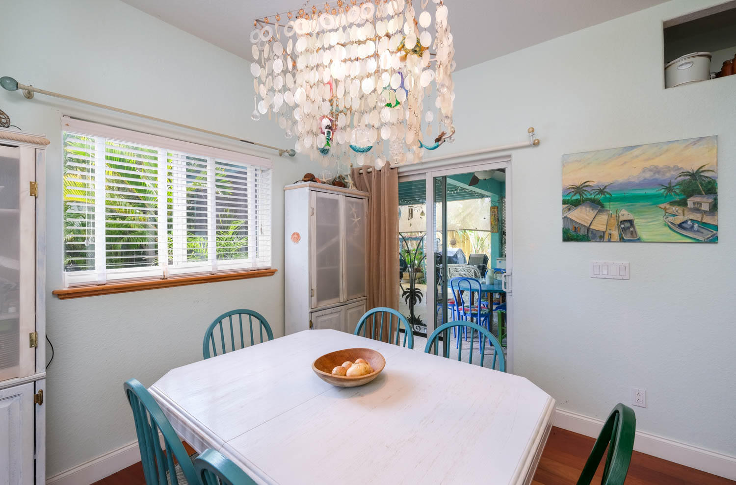 124 1st Road Key Largo, FL 33037 - Photo 12 of 25 Dining Area/ Backyard Access