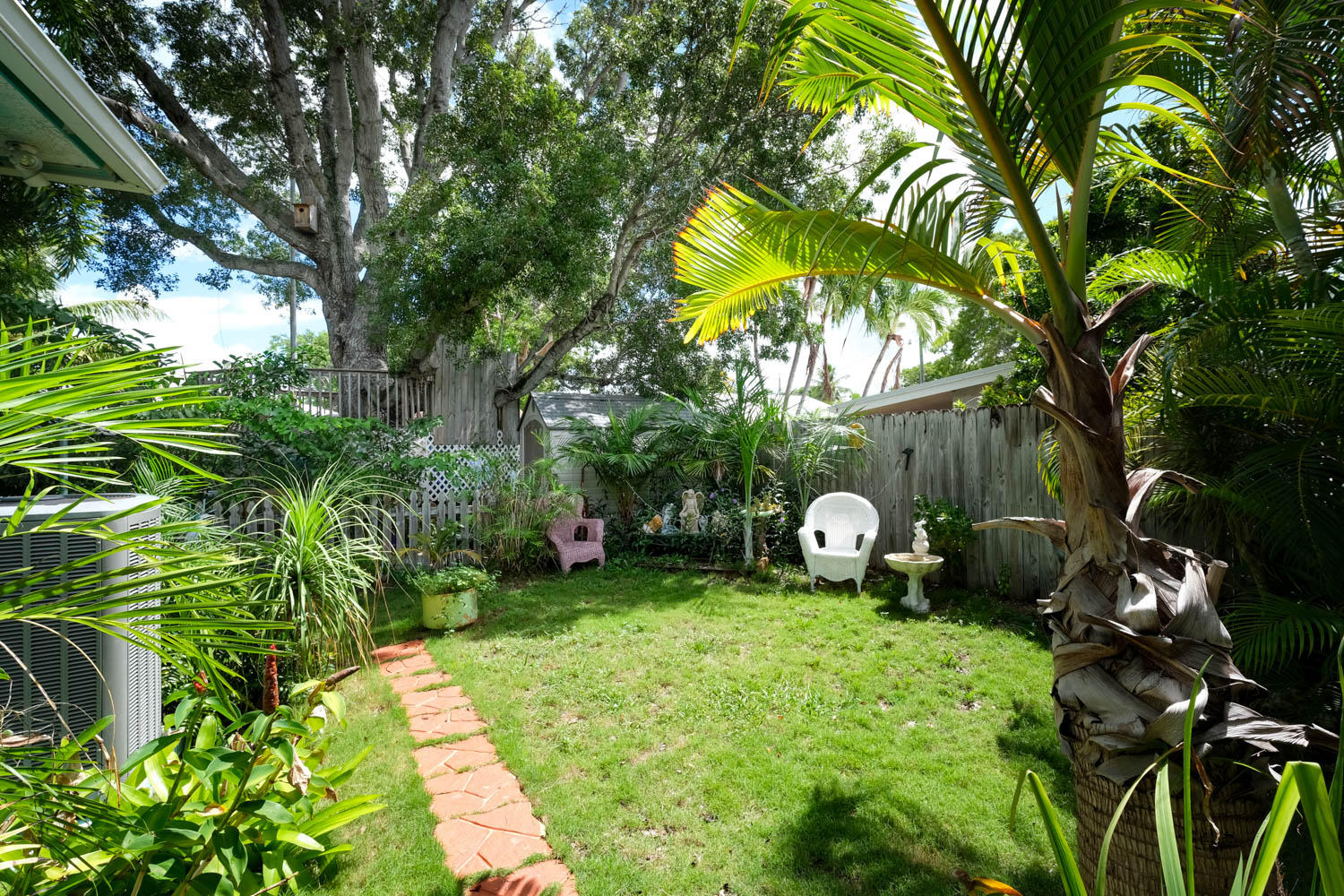 124 1st Road Key Largo, FL 33037 - Photo 21 of 25 Backyard