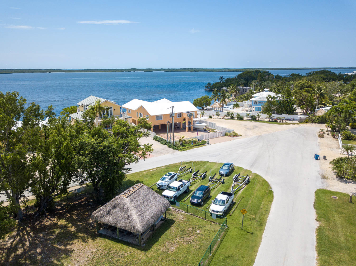 124 1st Road Key Largo, FL 33037 - Photo 23 of 25 Parking