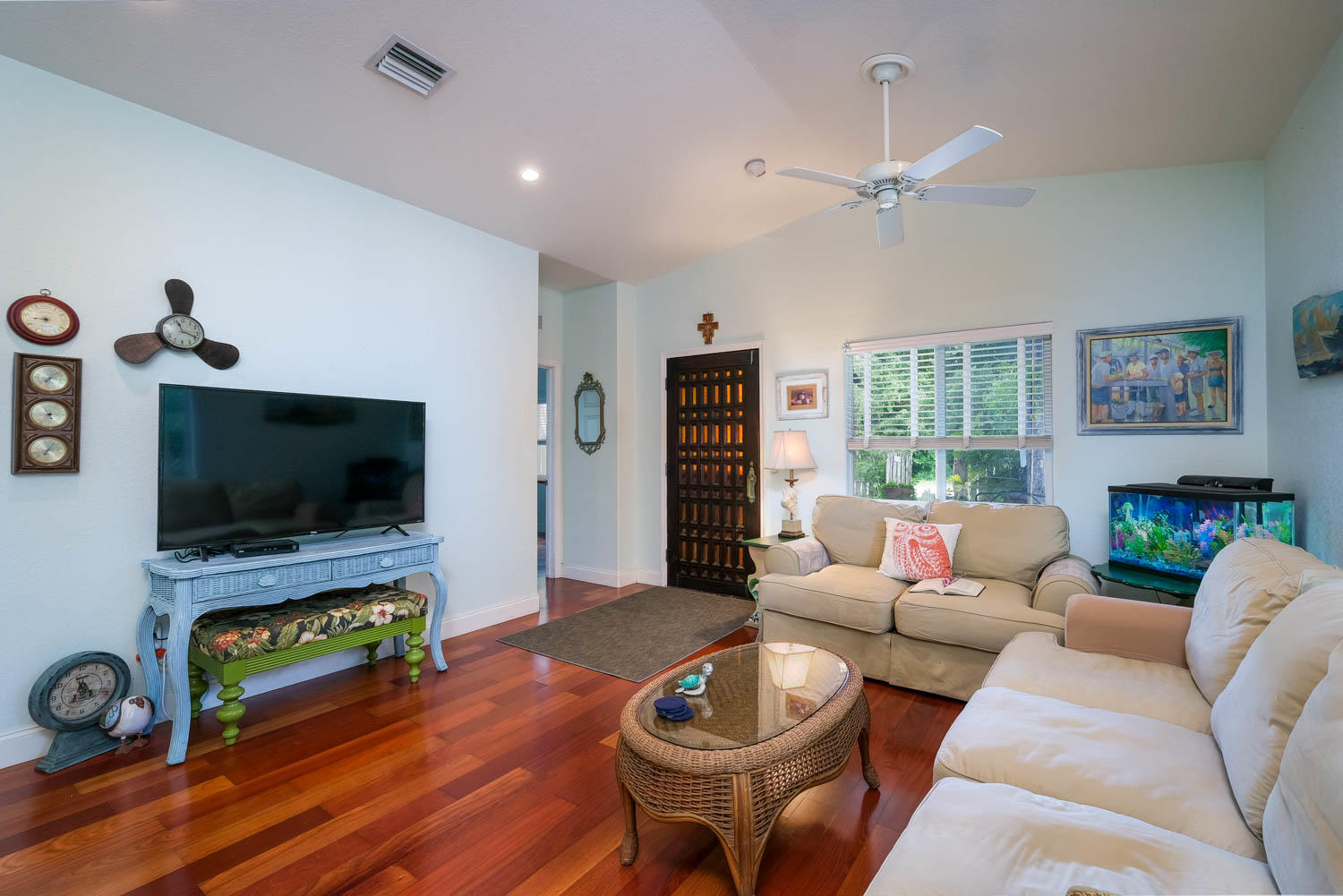 124 1st Road Key Largo, FL 33037 - Photo 6 of 25 Living Space