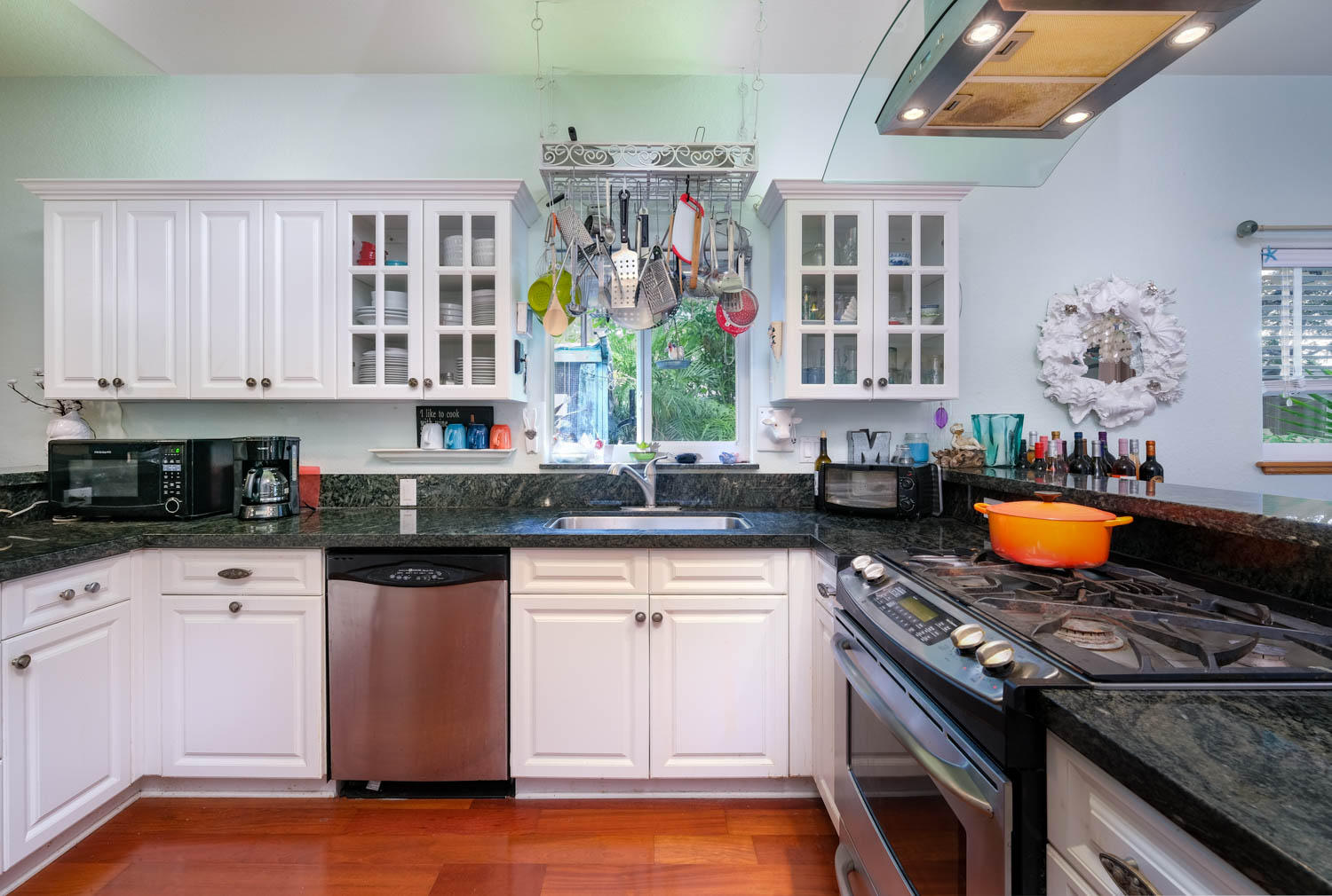 124 1st Road Key Largo, FL 33037 - Photo 10 of 25 Kitchen