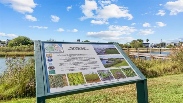 $559,900 | 616 East Shore Drive, Kemah, TX 77565