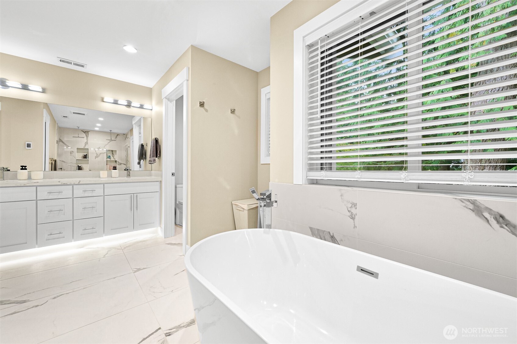 124 Sudden Valley Drive Bellingham, WA 98229 - Photo 26 of 40
