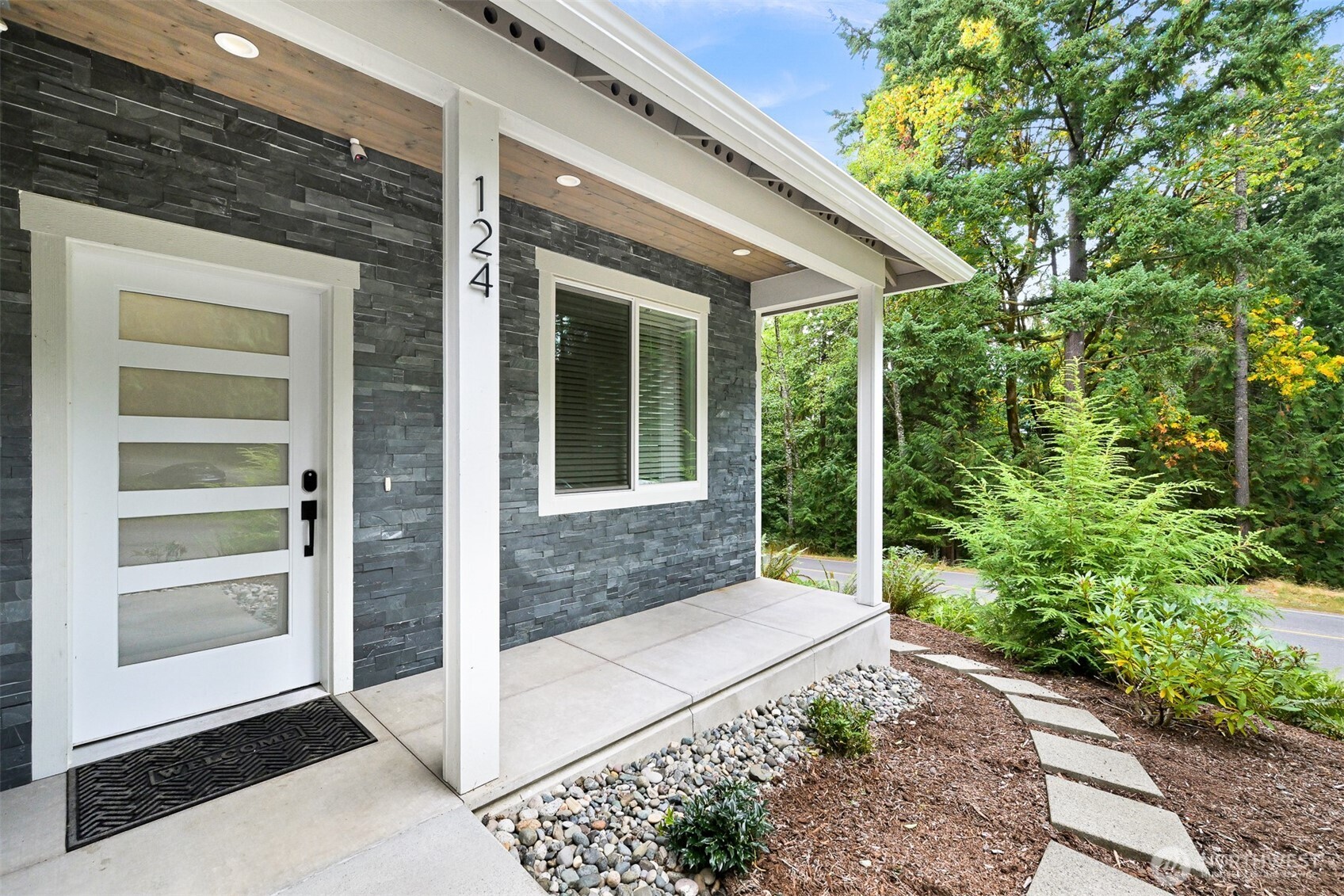 124 Sudden Valley Drive Bellingham, WA 98229 - Photo 3 of 40