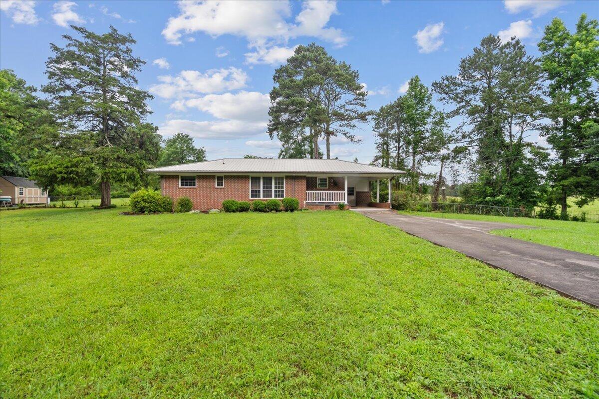 2643 Ridge Road Southeast Dalton, GA 30721 - Photo 2 of 32 02-DAV04554