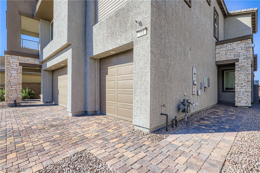 314 Robson Rdg Lane Henderson, NV 89015 - Photo 5 of 59 NEXTGEN ENTRANCE ON RIGHT