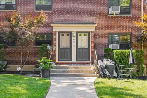 $330,000 | 73-10 Springfield Boulevard, Unit B | Oakland Gardens