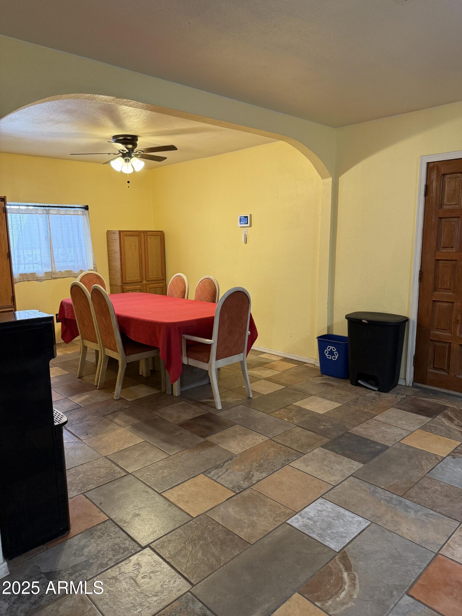 1627 West Carson Road Phoenix, AZ 85041 - Photo 11 of 25 IMG_6664