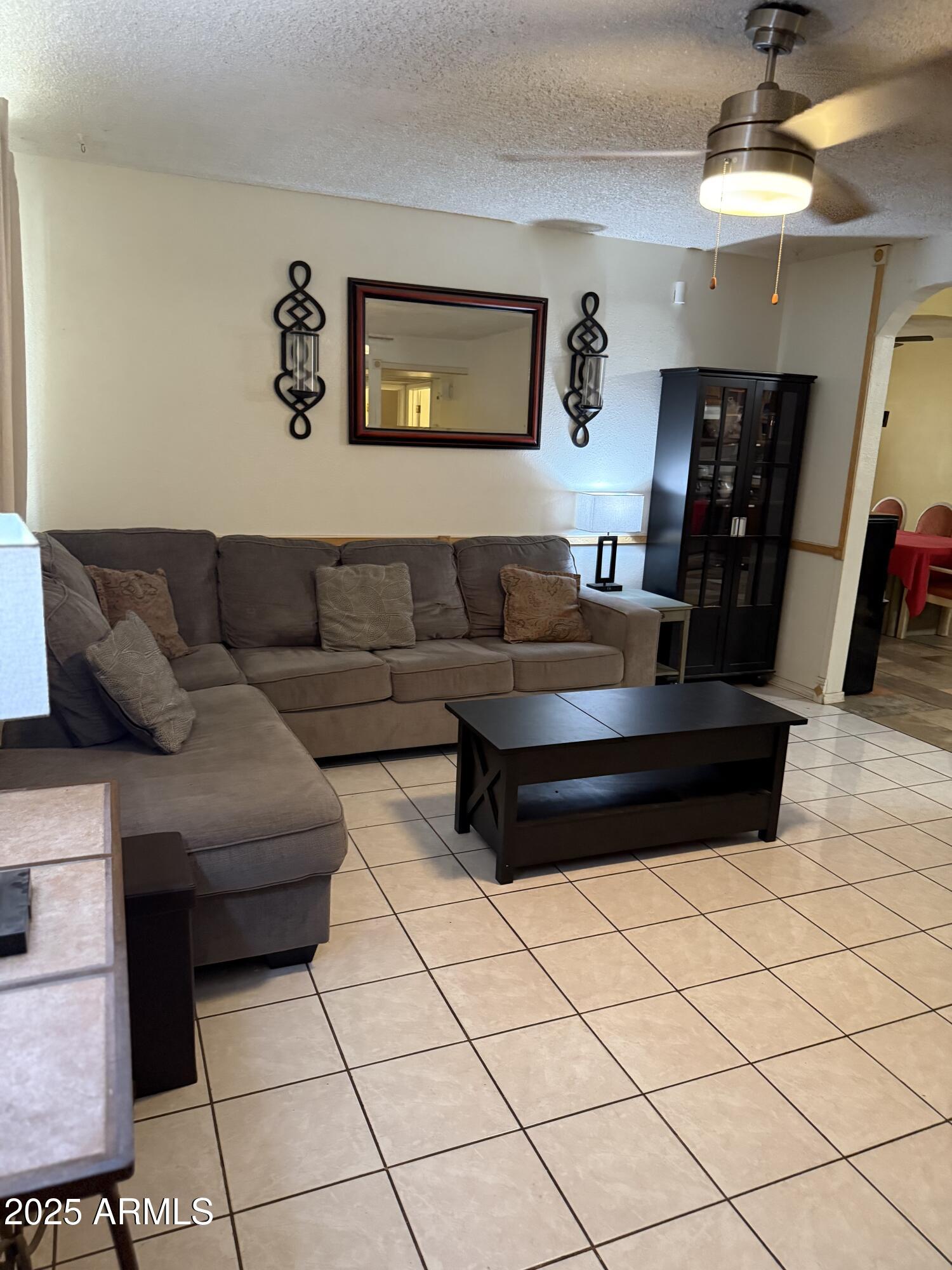 1627 West Carson Road Phoenix, AZ 85041 - Photo 5 of 25 IMG_6655