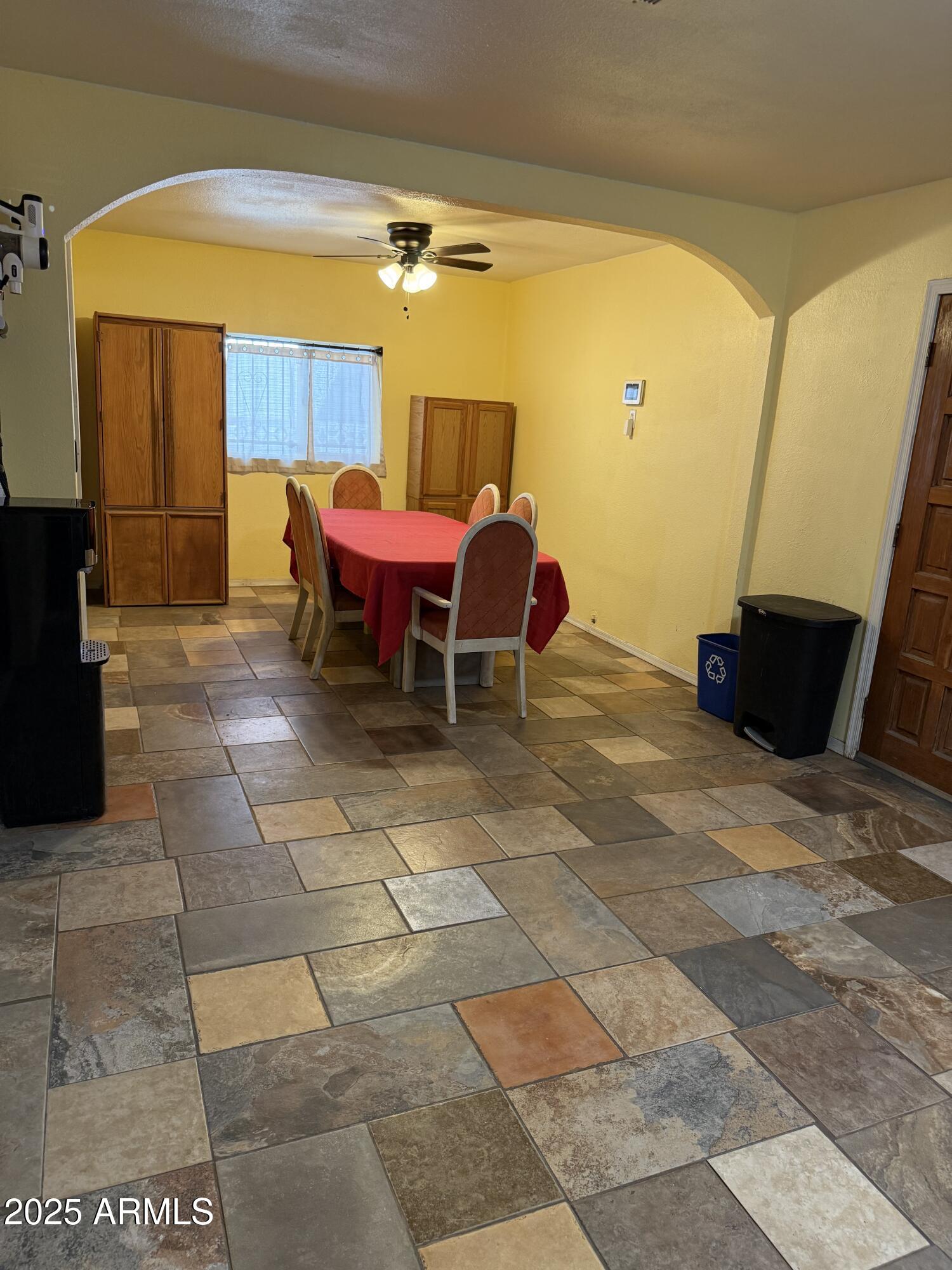 1627 West Carson Road Phoenix, AZ 85041 - Photo 10 of 25 IMG_6660