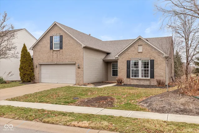 $359,900 | 6024 Bayfront Shores, McCordsville, IN 46055