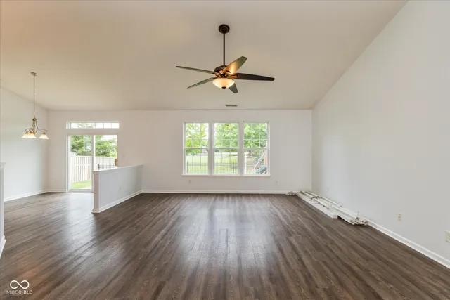 $359,900 | 6024 Bayfront Shores, McCordsville, IN 46055