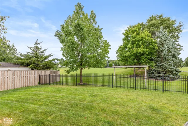 $359,900 | 6024 Bayfront Shores, McCordsville, IN 46055