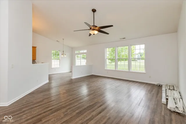 $359,900 | 6024 Bayfront Shores, McCordsville, IN 46055