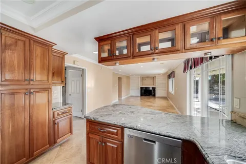 $2,085,000 | 2751 Canary Drive, Costa Mesa, CA 92626