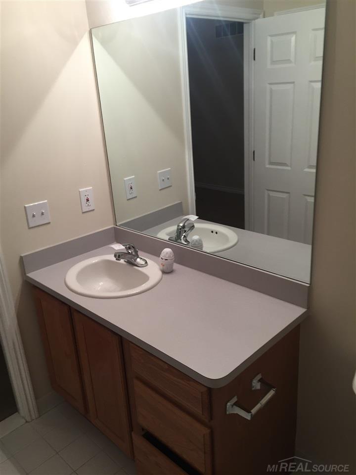 3773 Crooks Road Rochester Hills, MI 48309 - Photo 20 of 28