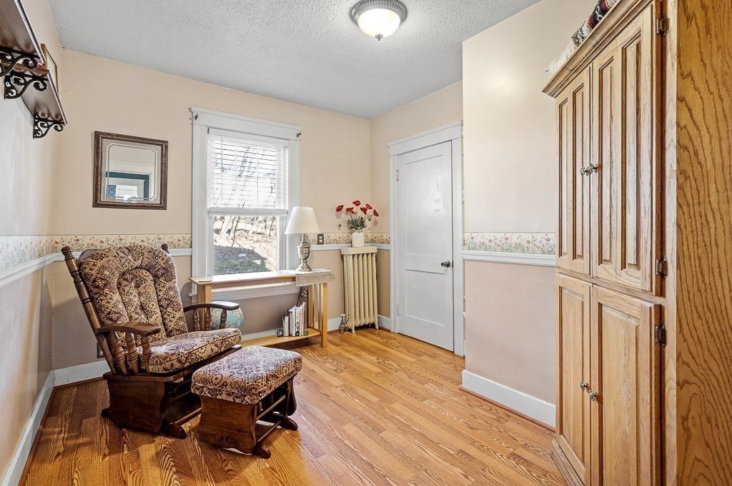 55 Standish Street Worcester, MA 01604 - Photo 12 of 30