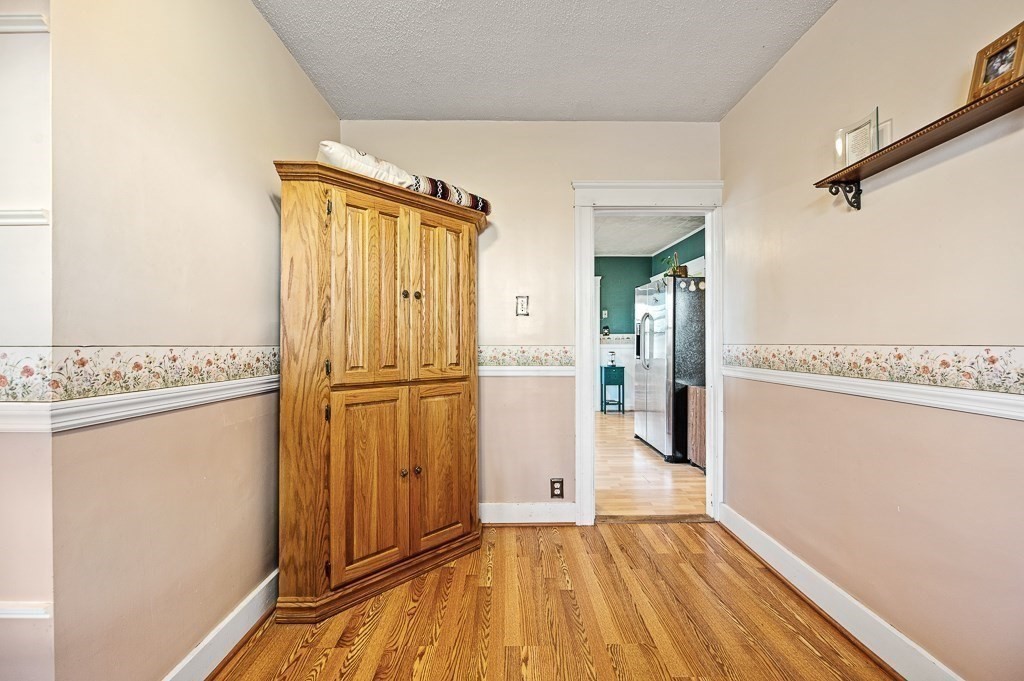 55 Standish Street Worcester, MA 01604 - Photo 13 of 30