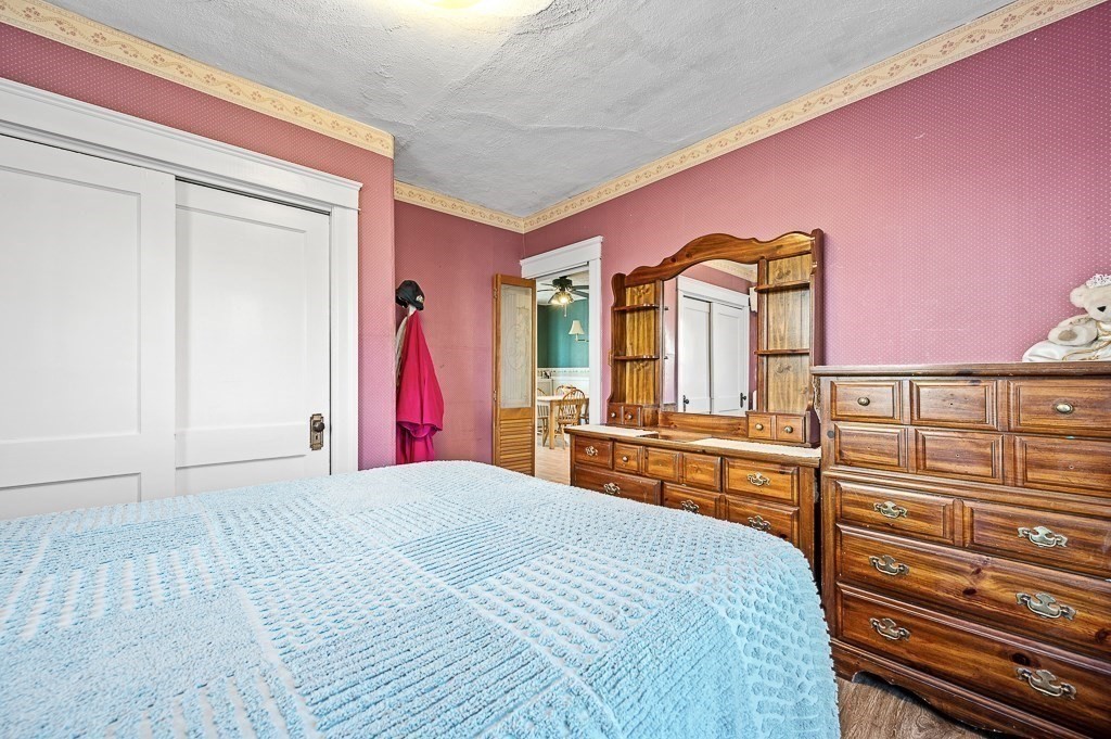 55 Standish Street Worcester, MA 01604 - Photo 15 of 30