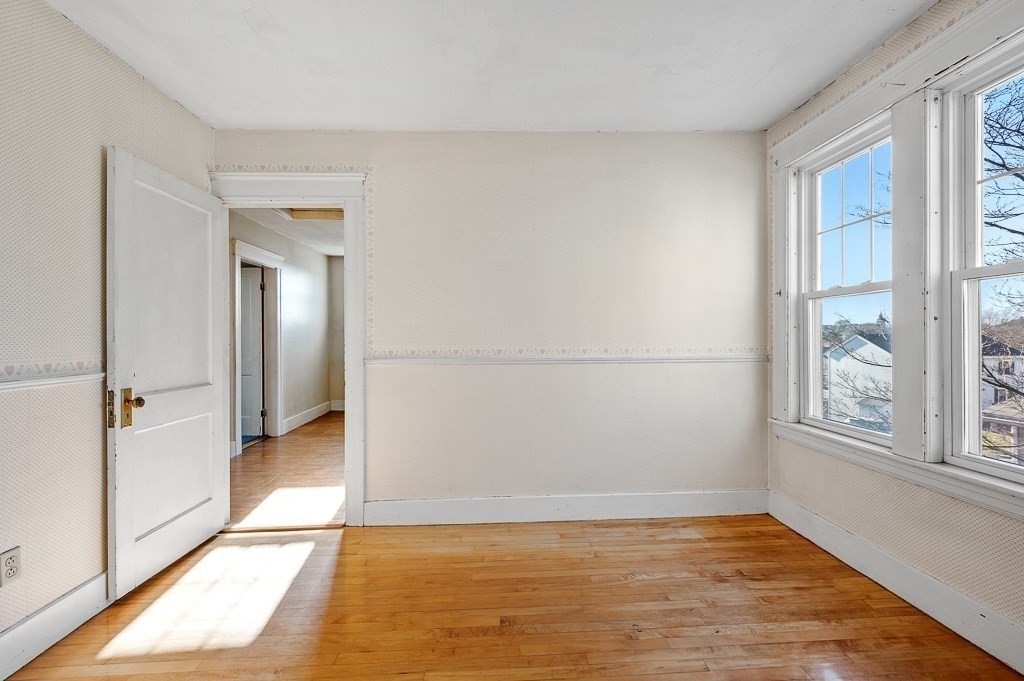 55 Standish Street Worcester, MA 01604 - Photo 21 of 30